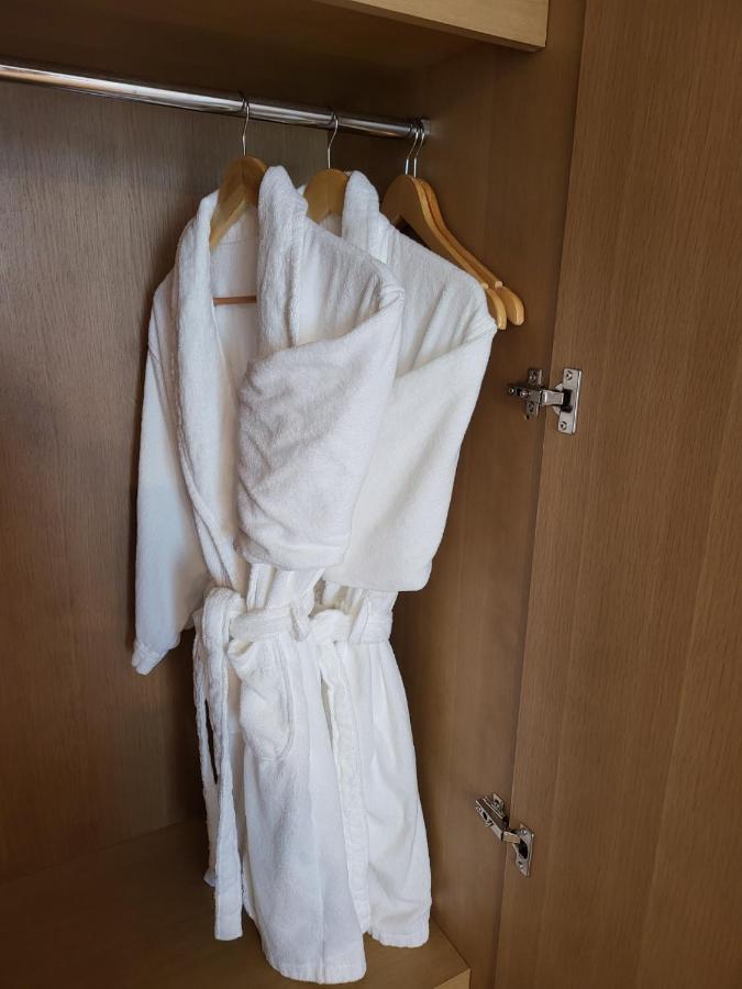 Hotel Kenny Йосу Екстериор снимка